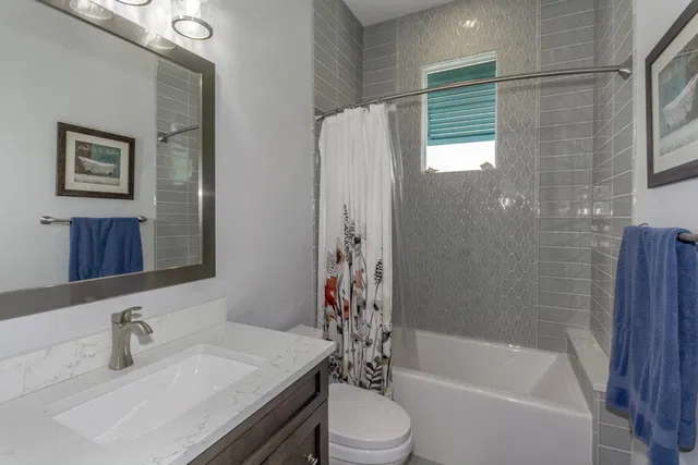 Residence photo 32