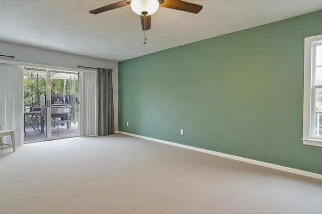 Residence photo 4