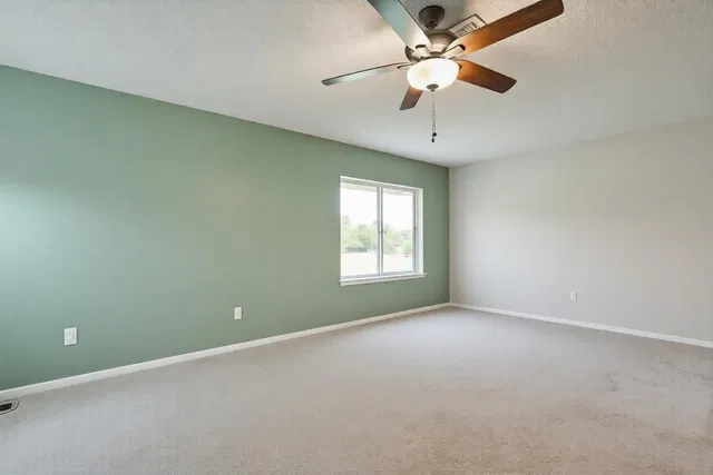 Residence photo 5