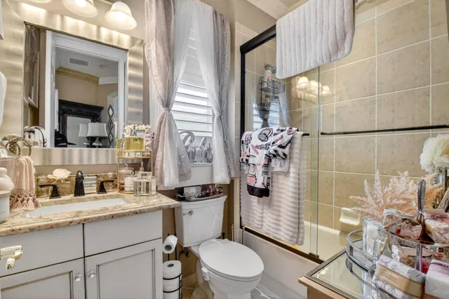  Residence photo 48