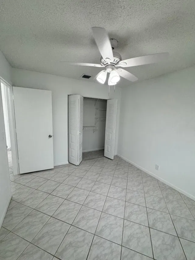 Residence photo 9