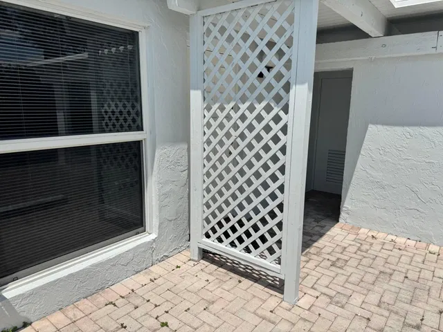 Residence photo 19