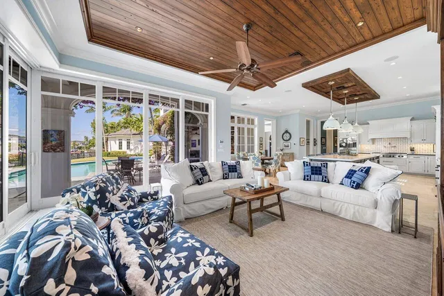 Admirals Cove Residence photo 17
