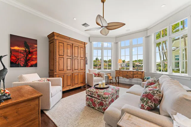 Admirals Cove Residence photo 21