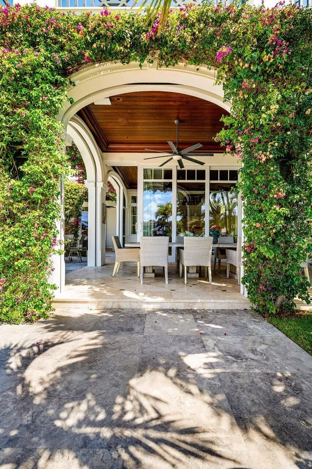 Admirals Cove Residence photo 27