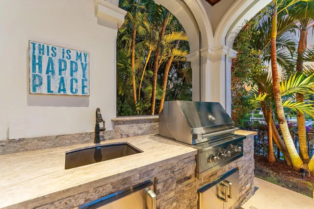 Admirals Cove Residence photo 29