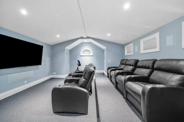 Admirals Cove Residence photo 45
