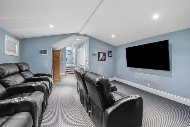 Admirals Cove Residence photo 46