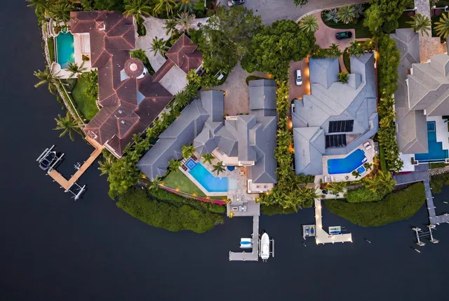 Admirals Cove Residence photo 53