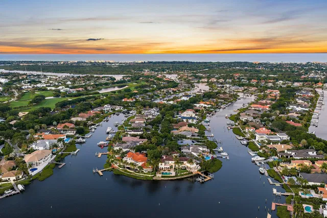 Admirals Cove Residence photo 54