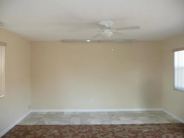 Residence photo 7