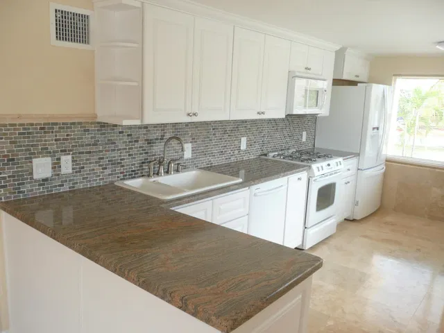 Residence photo 13