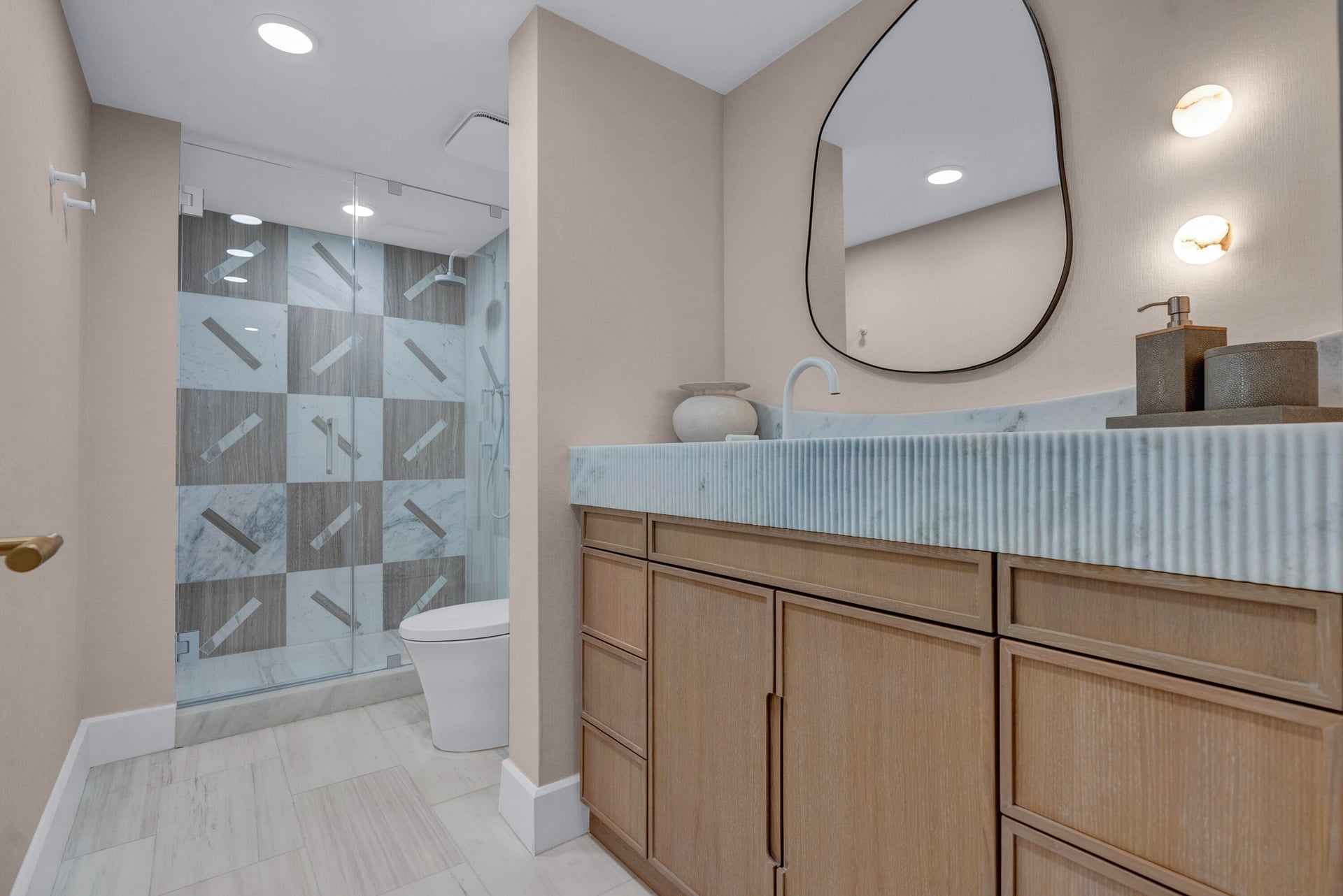 The Enclave Unit N204 photo 29