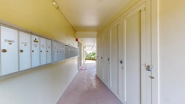 Unit 121 photo 16