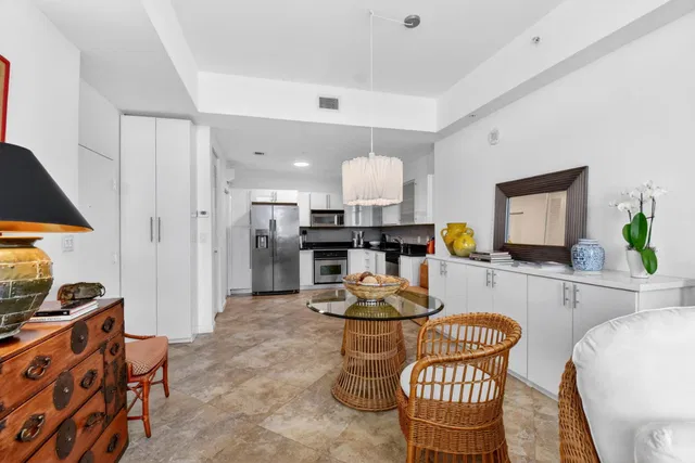 Villa Lofts Unit 304 photo 8