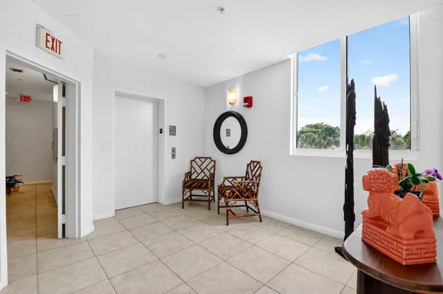 Villa Lofts Unit 304 photo 33