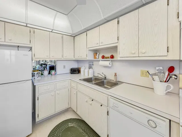 Boca Raton Unit 401 photo 5