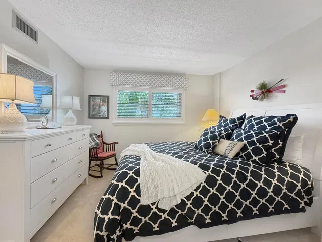 Boca Raton Unit 401 photo 8