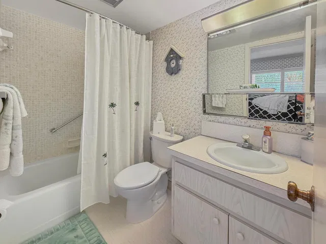 Boca Raton Unit 401 photo 11