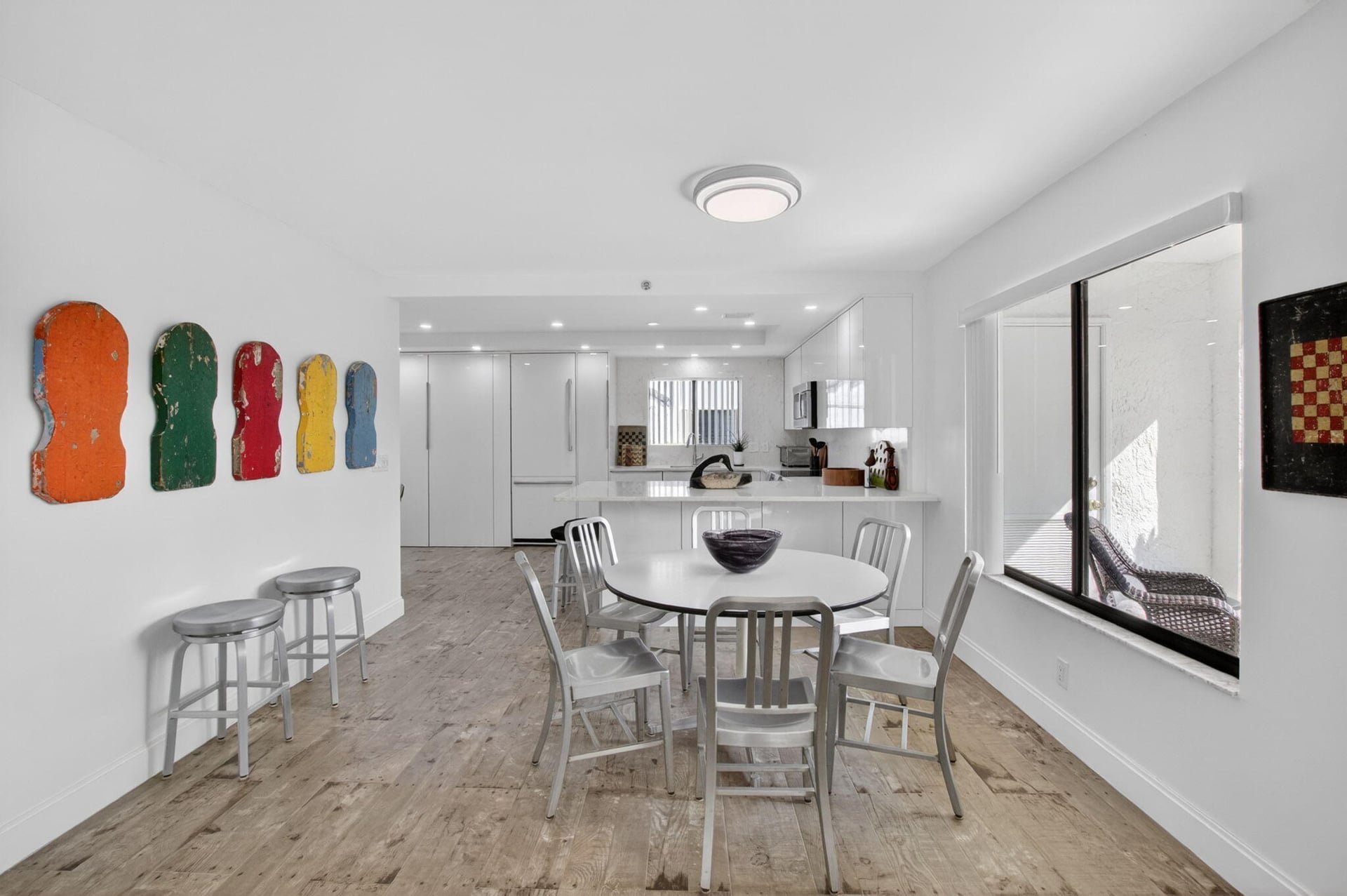 Unit 12601 photo 8