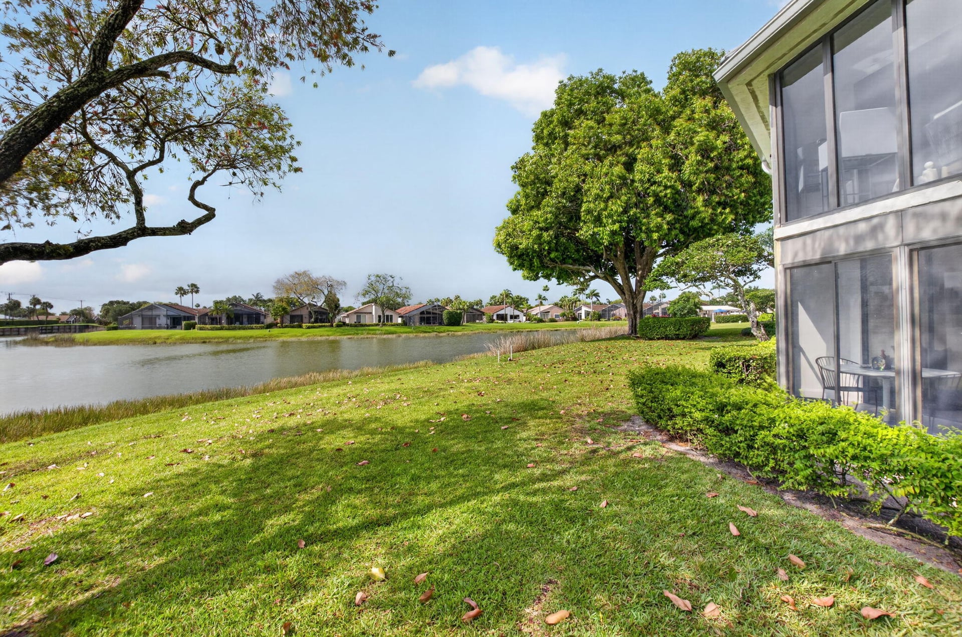 Unit 12601 photo 12