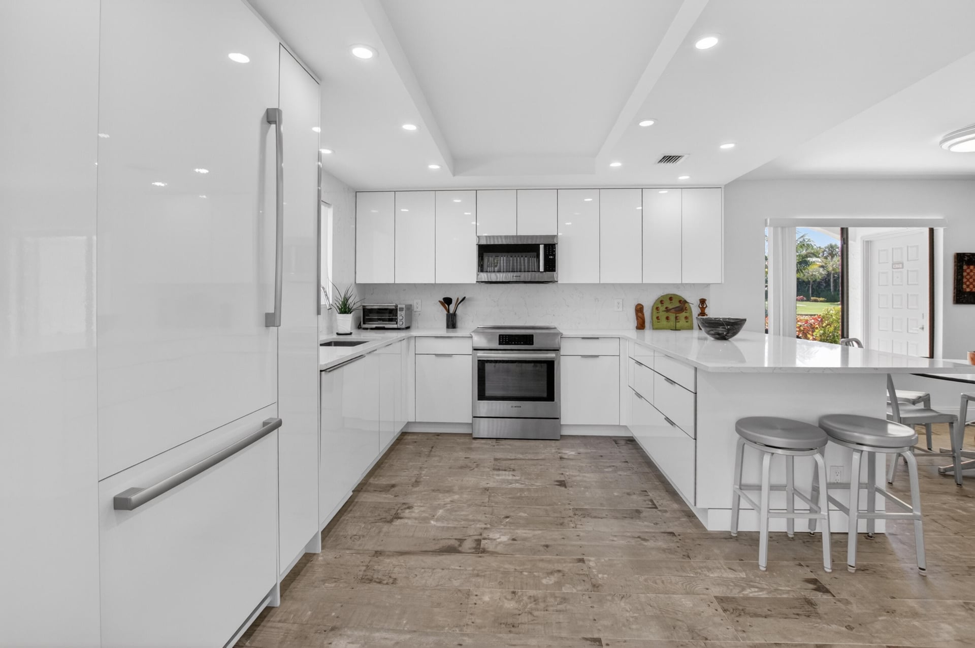 Unit 12601 photo 63