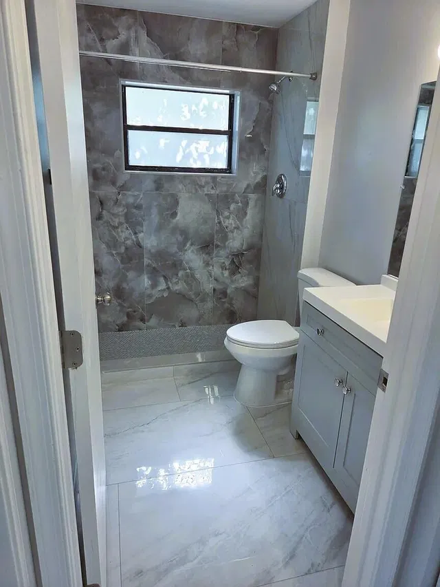 Unit 104 photo 13