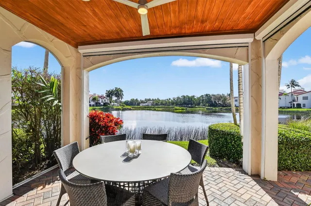 Palm Trail Delray Beach Residence photo 28