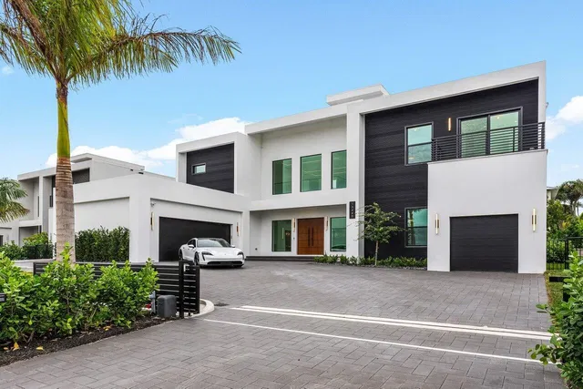 Residence photo 3