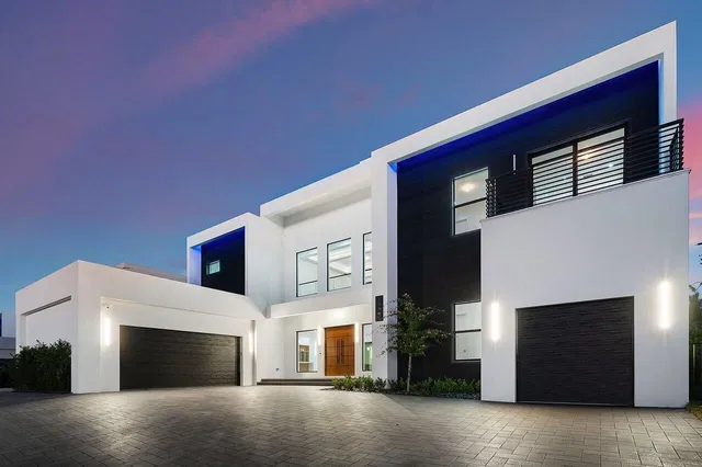 Residence photo 12