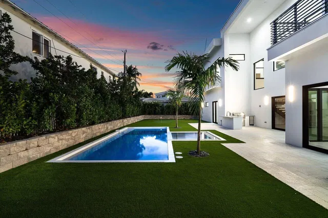 Residence photo 14