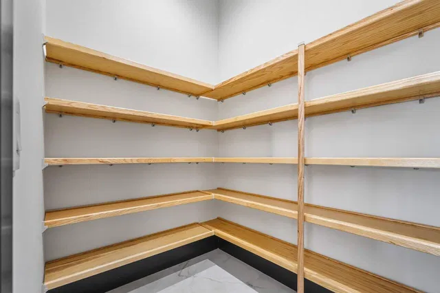 Residence photo 30