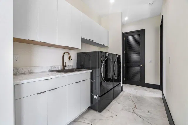 Residence photo 33