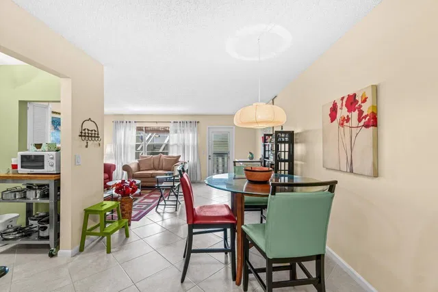  Unit 68 photo 10