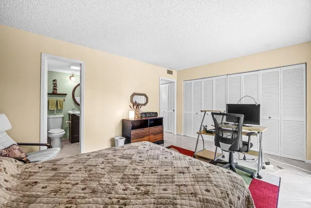  Unit 68 photo 12