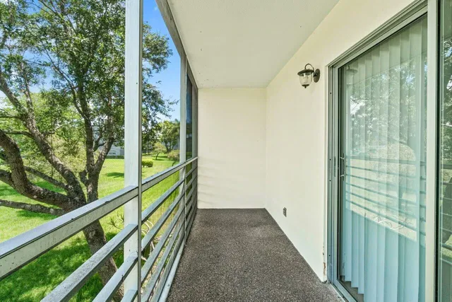  Unit 68 photo 19