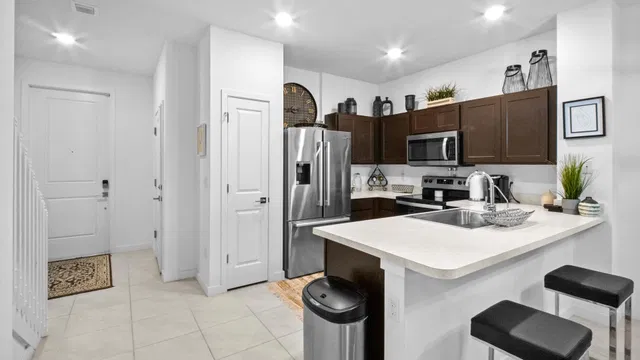 Residence photo 5