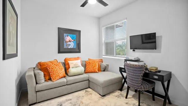 Residence photo 23