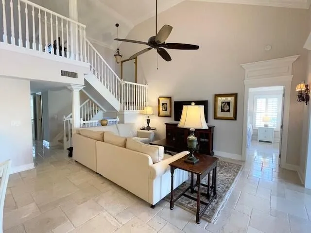 Residence photo 2