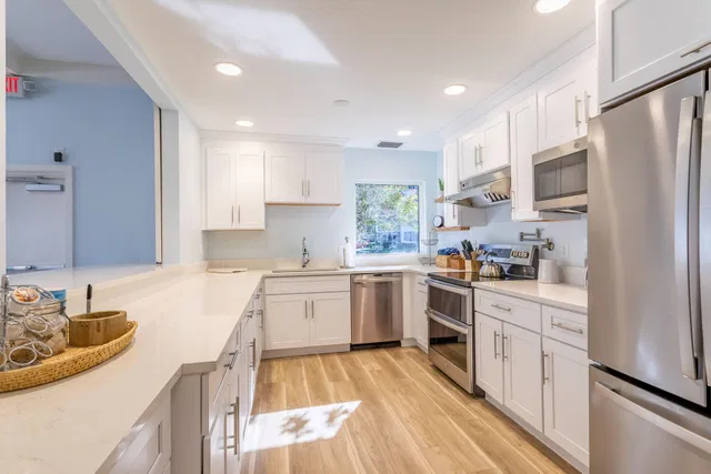 Unit 208 photo 48