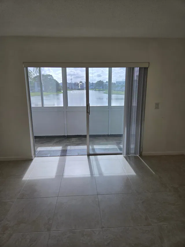 Unit 208 photo 6