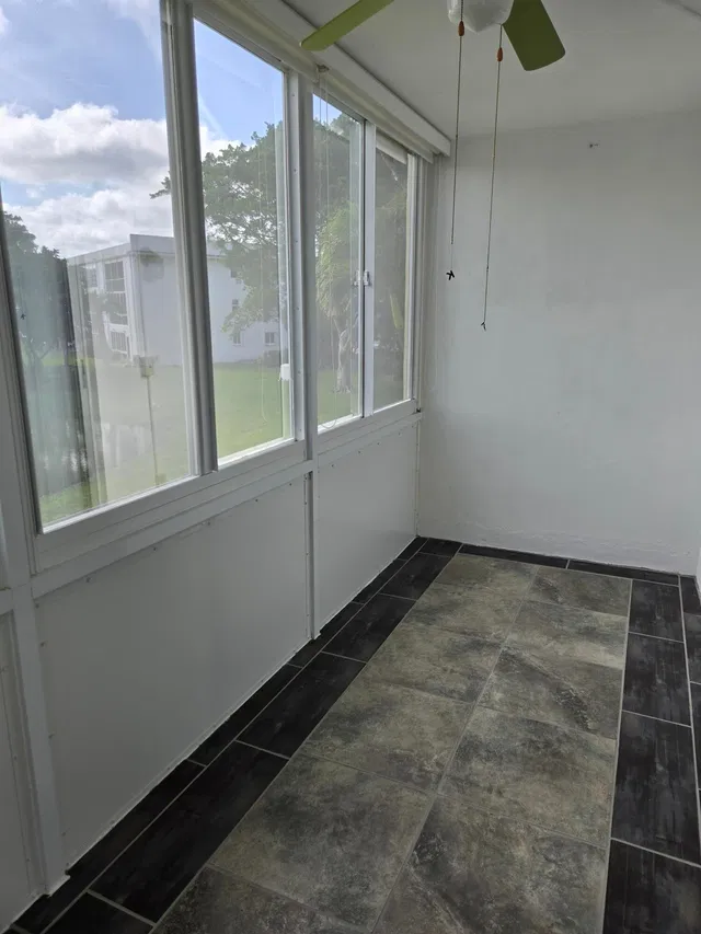 Unit 208 photo 17