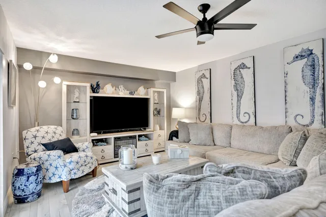 Residence photo 2