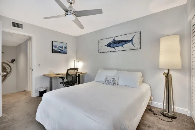 Residence photo 18
