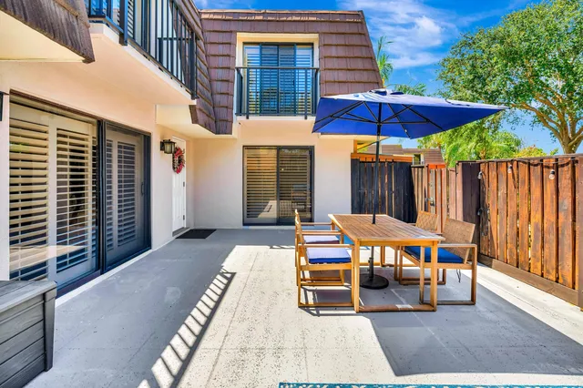Residence photo 26