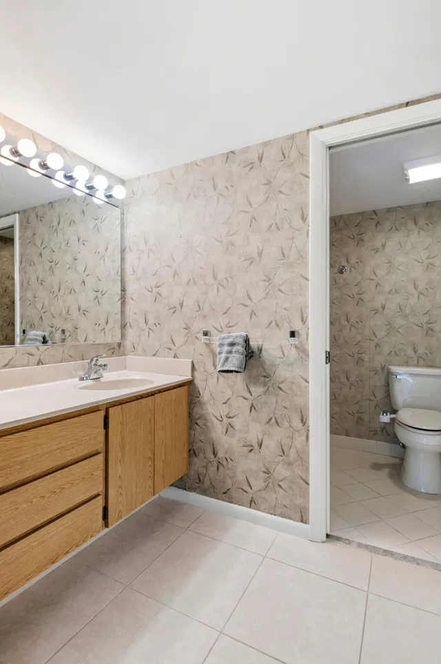 Unit 103 photo 15