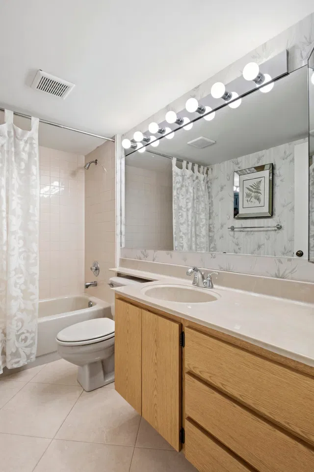 Unit 103 photo 21