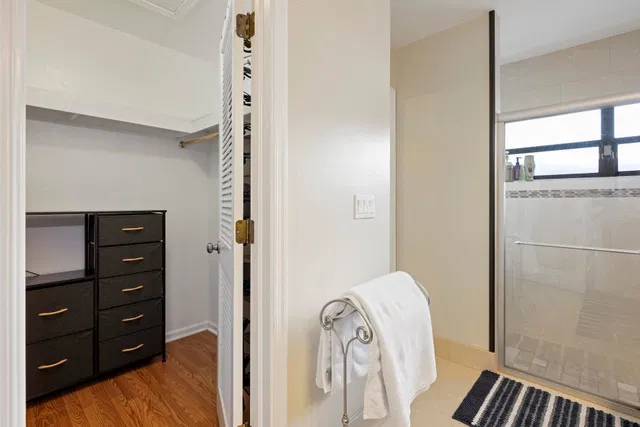 Residence photo 10