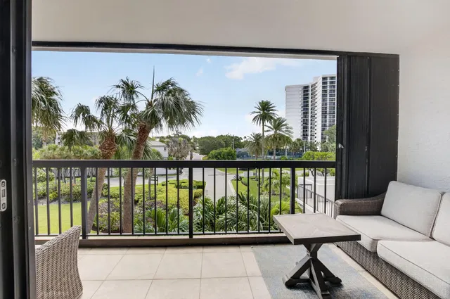 Le Club II Highland Beach Unit 301 photo 24