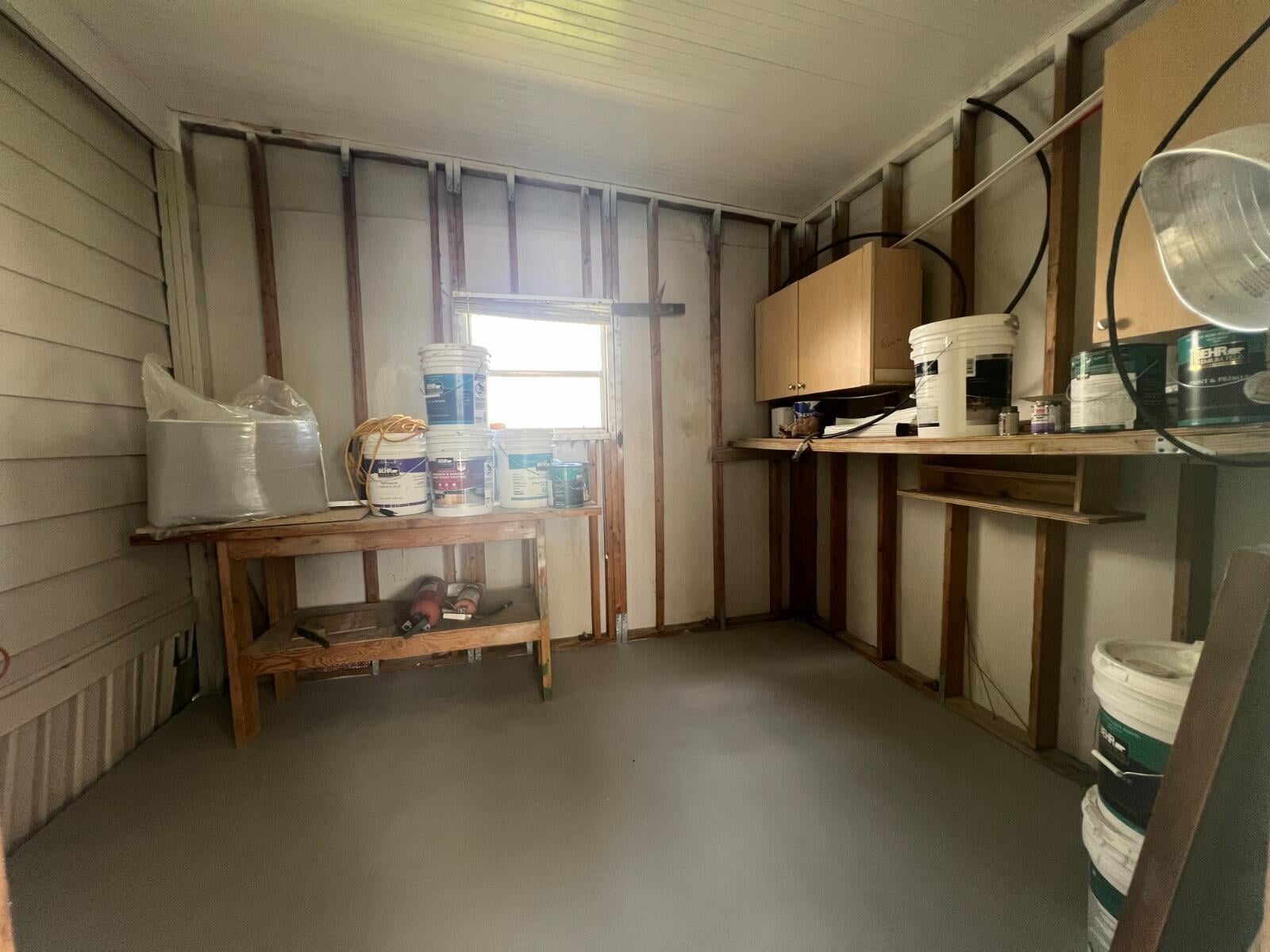  Unit 812 photo 11